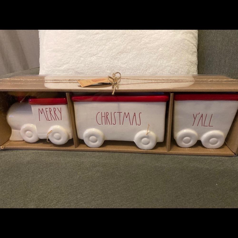 Rae Dun Merry Christmas Y’all Train